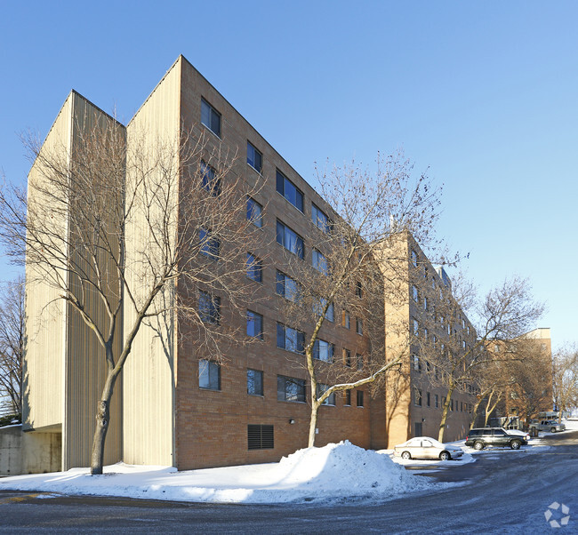 Building Photo - Como by the Lake Senior Apartments