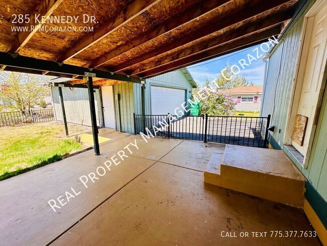 Building Photo - 285 Kennedy Dr