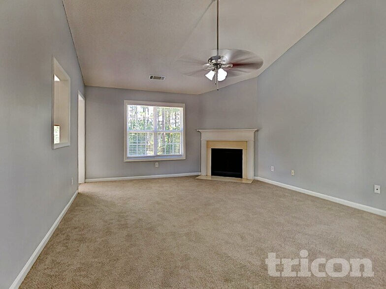 Building Photo - 309 Lokey's Ridge Rd