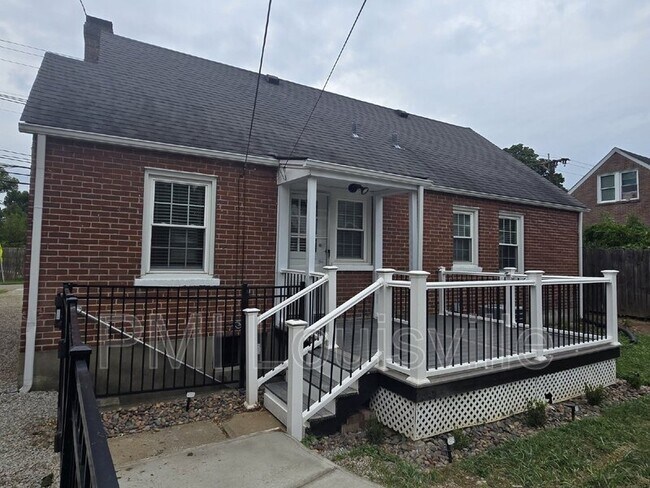 Building Photo - 2929 Bon Air Ave