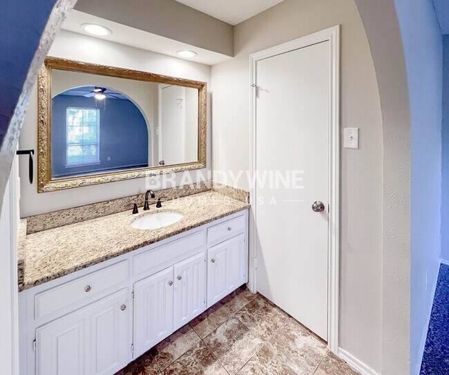 Building Photo - 1206 Misty Way