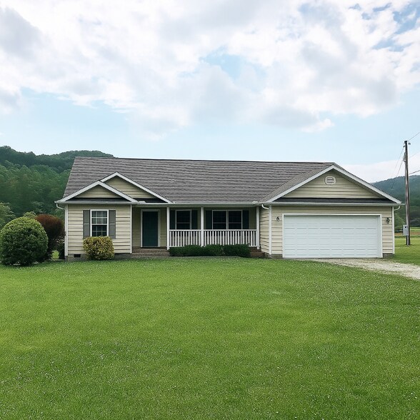 Primary Photo - 45 Harper Meadow Way