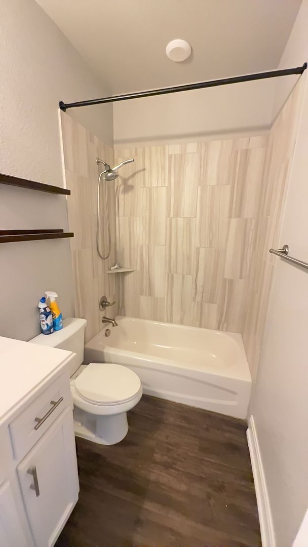 Building Photo - GORGEOUS 3-bedroom 2-bathroom home in Prairie Ridge!