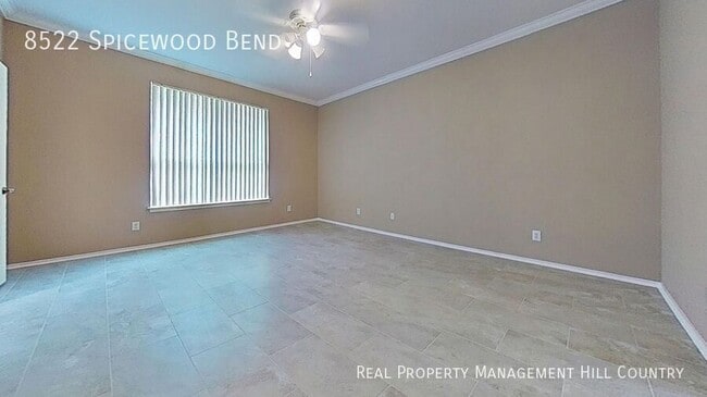 Building Photo - 8522 Spicewood Bend