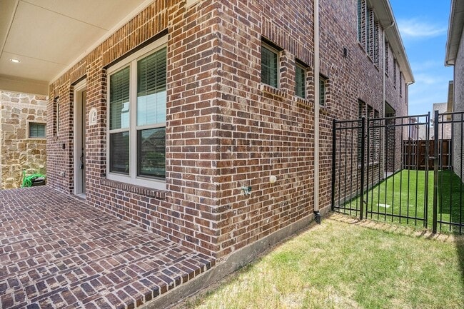 Building Photo - 4618 Marble Cyn Wy