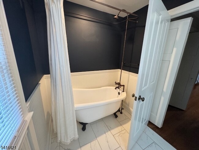 Building Photo - 389 South St