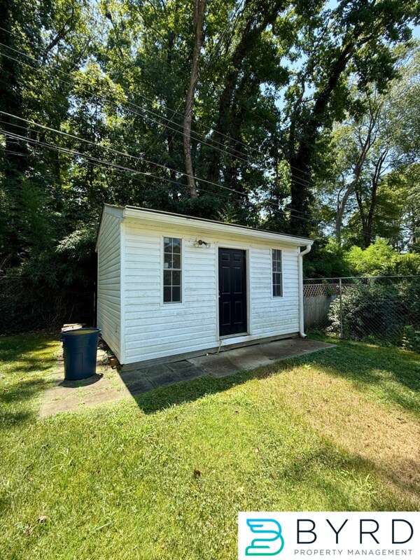 Building Photo - 9007 Michaux Ln