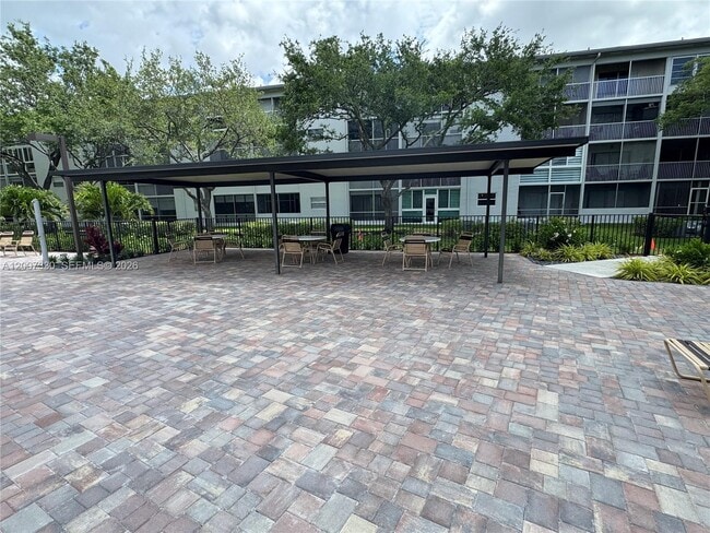 Building Photo - 12501 SW 14th St