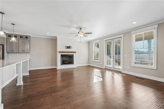 Building Photo - 6075 Webster Cir