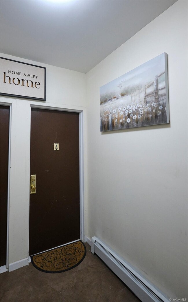 Building Photo - 563 Miller Ave