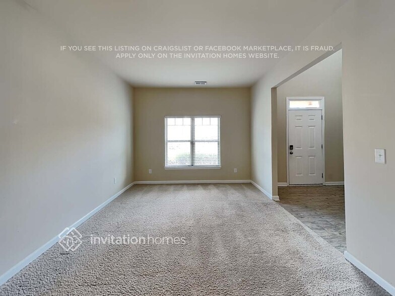 Building Photo - 605 Emporia Loop