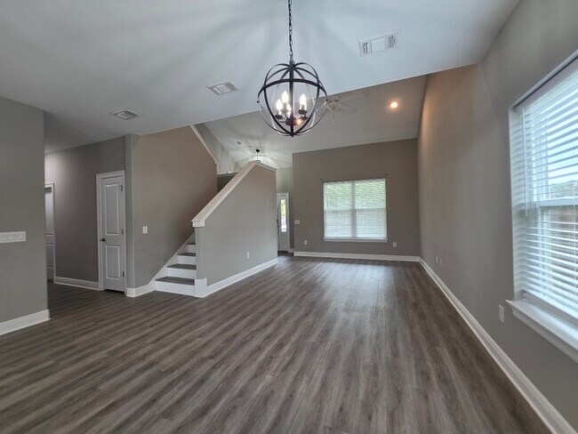 Building Photo - 2331 Hadleigh Hills Ct