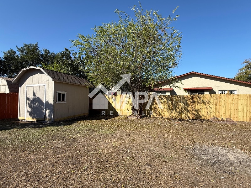 Building Photo - 11411 Big Elk Dr