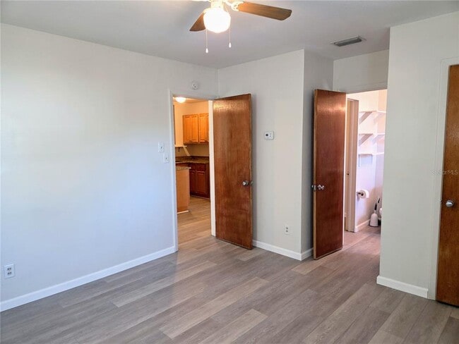 Building Photo - 5616 27th Ave S