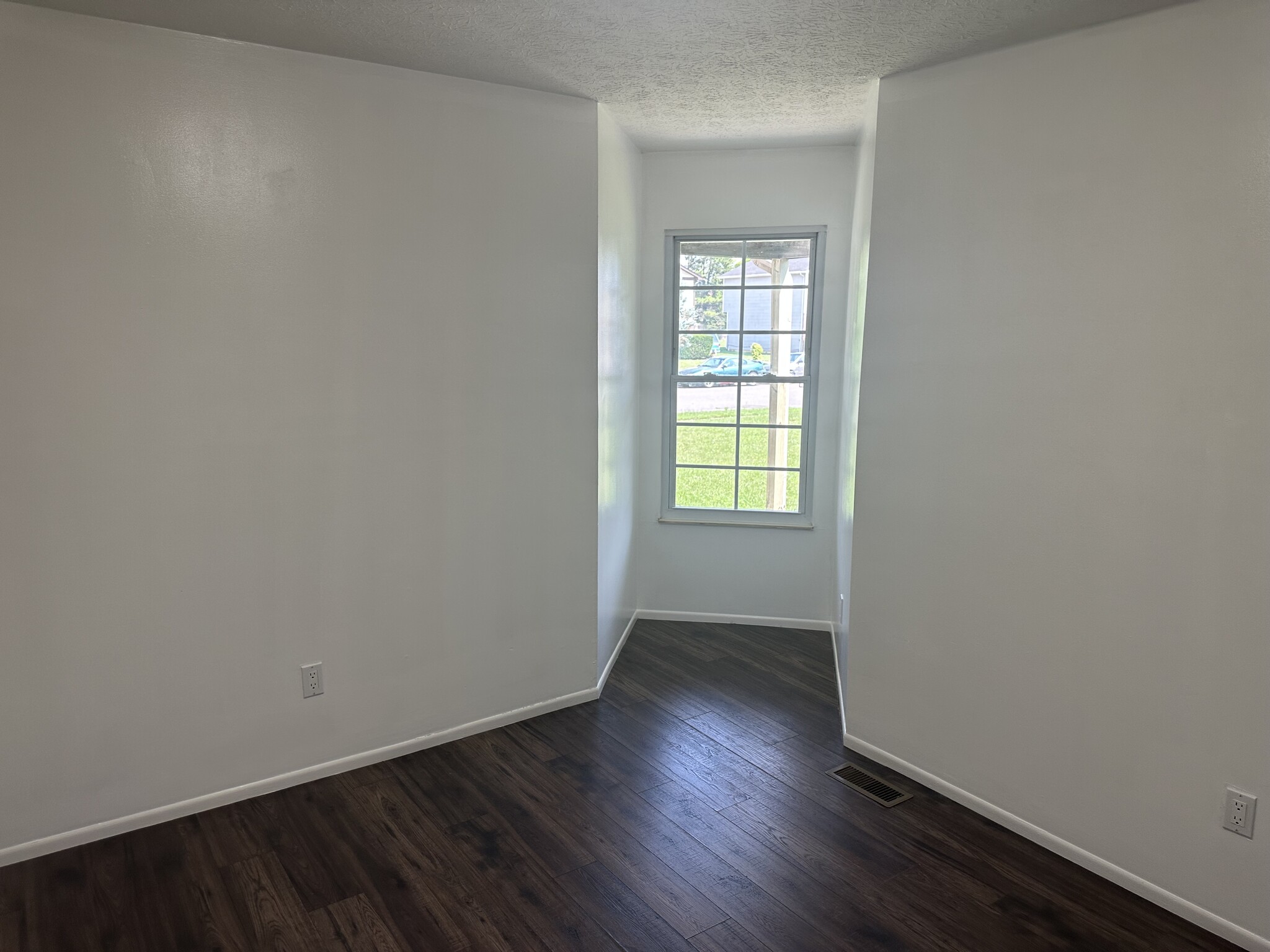 Building Photo - 3883 Millstone Rd