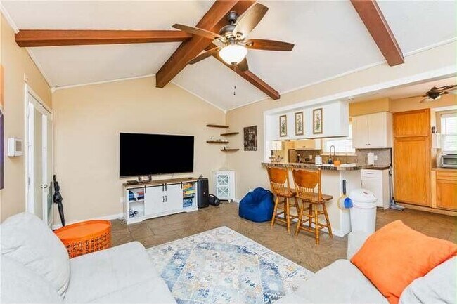 Building Photo - 3173 Baybrook Dr