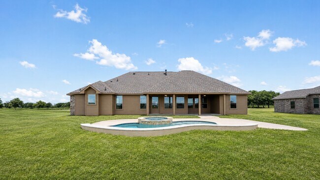 Building Photo - 8007 Lehman Rd
