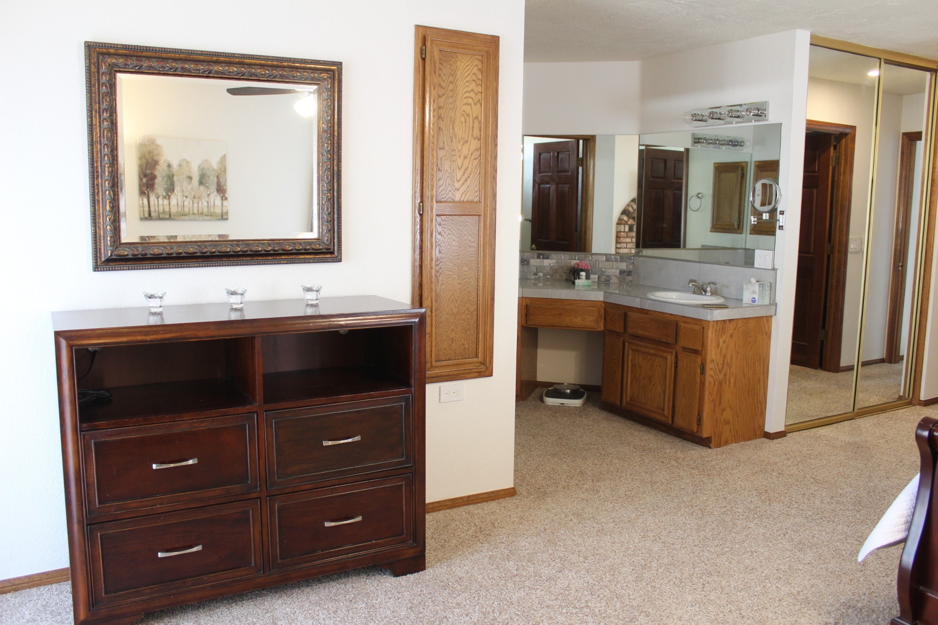 Master Bed/Bath - 16362 Kamana Rd