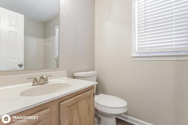 Building Photo - 4712 Bivens Dr