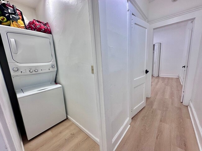 Building Photo - 49 East Ave