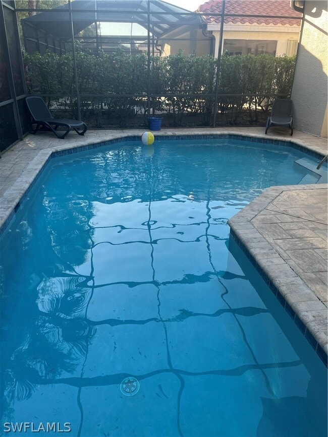 Building Photo - 8824 Ventura Way