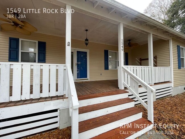 Building Photo - Charming 3BR/2BA Cottage for Rent – Prime ...