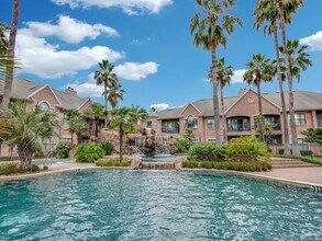 Building Photo - 1600 Eldridge Pkwy