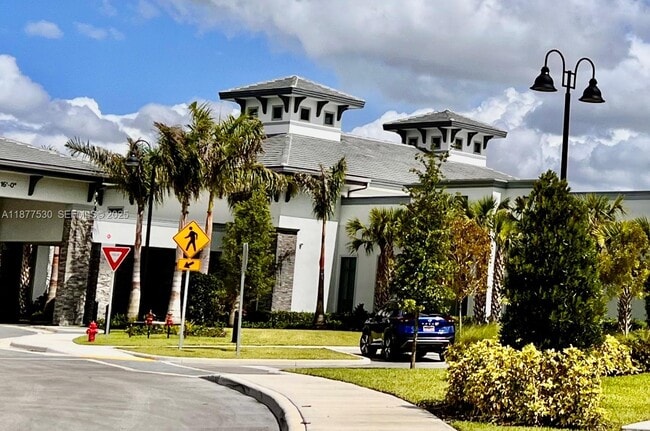 Building Photo - 7612 Knight St