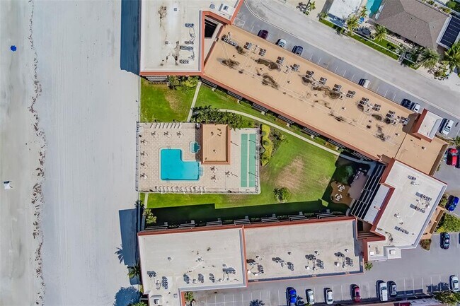 Building Photo - 17580 Gulf Blvd