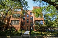 Building Photo - 1402 W Warner Ave