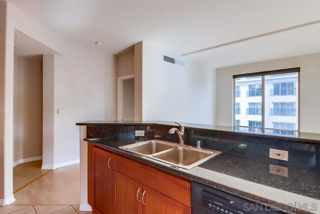 Building Photo - 330 J St