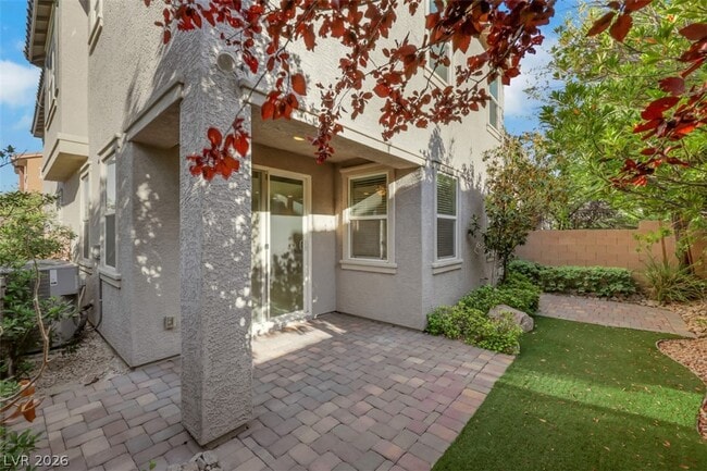Building Photo - 11323 Coulter Canyon Dr