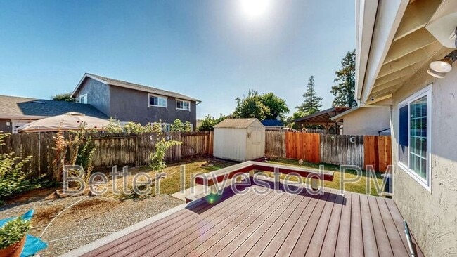 Building Photo - 848 Sprucewood Ct
