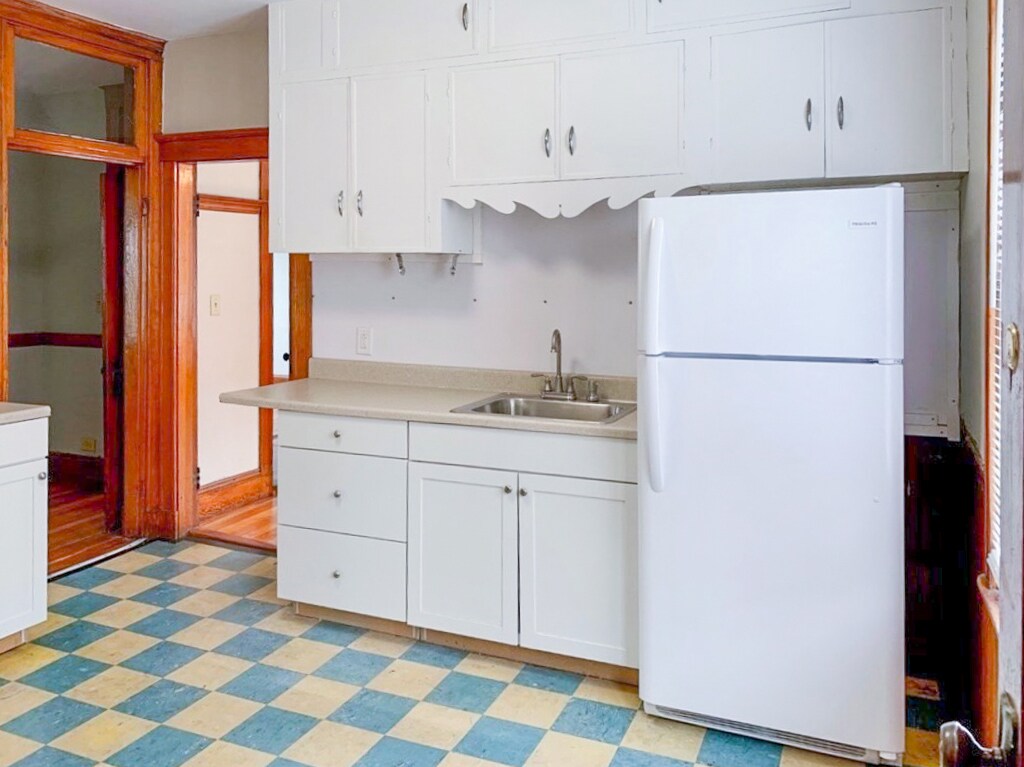 Building Photo - 8 Wyvern St