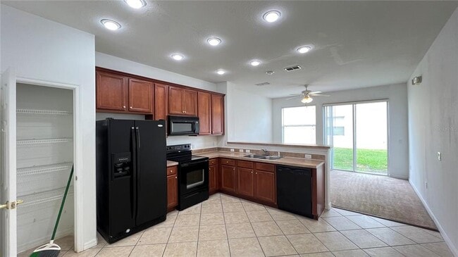 Building Photo - 5215 Paradise Cay Cir