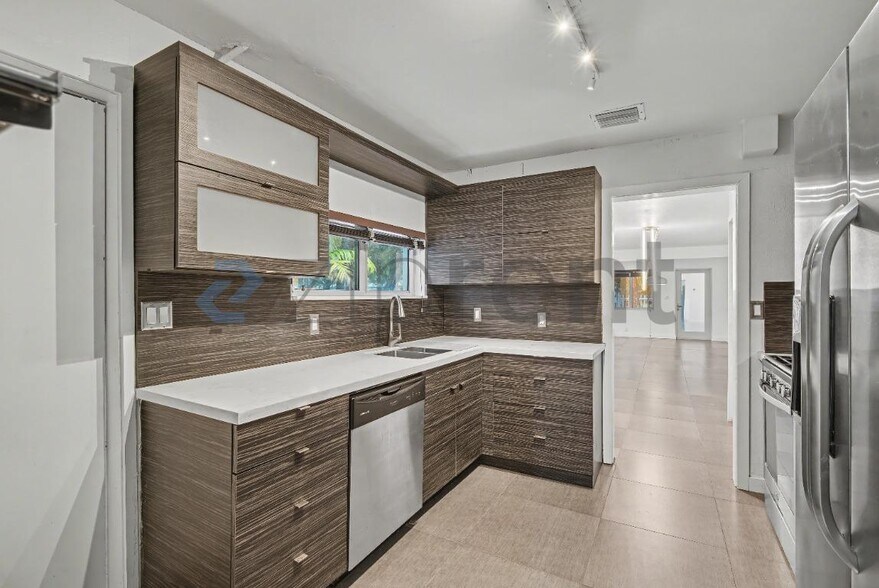 Building Photo - 5210 NW 5th Ave