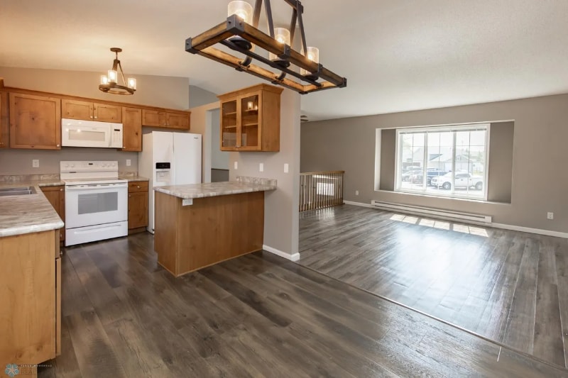 Building Photo - 715 49th St S