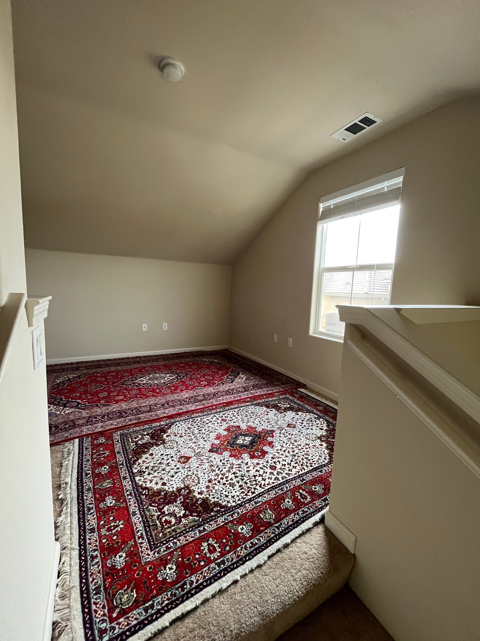 Loft - 5350 Dunlay