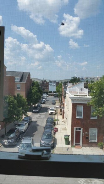 Primary Photo - 2324 Essex street - 3rd Floor