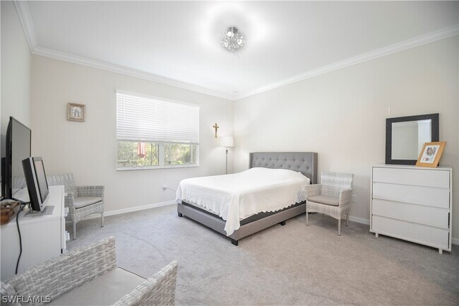 Building Photo - 2075 Parson St