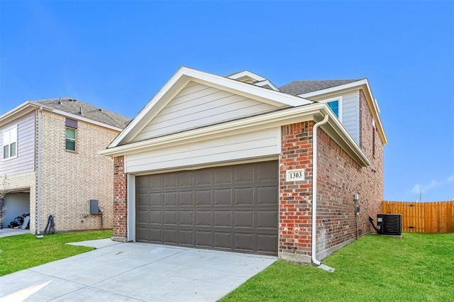 Building Photo - 1303 Jonah Ln