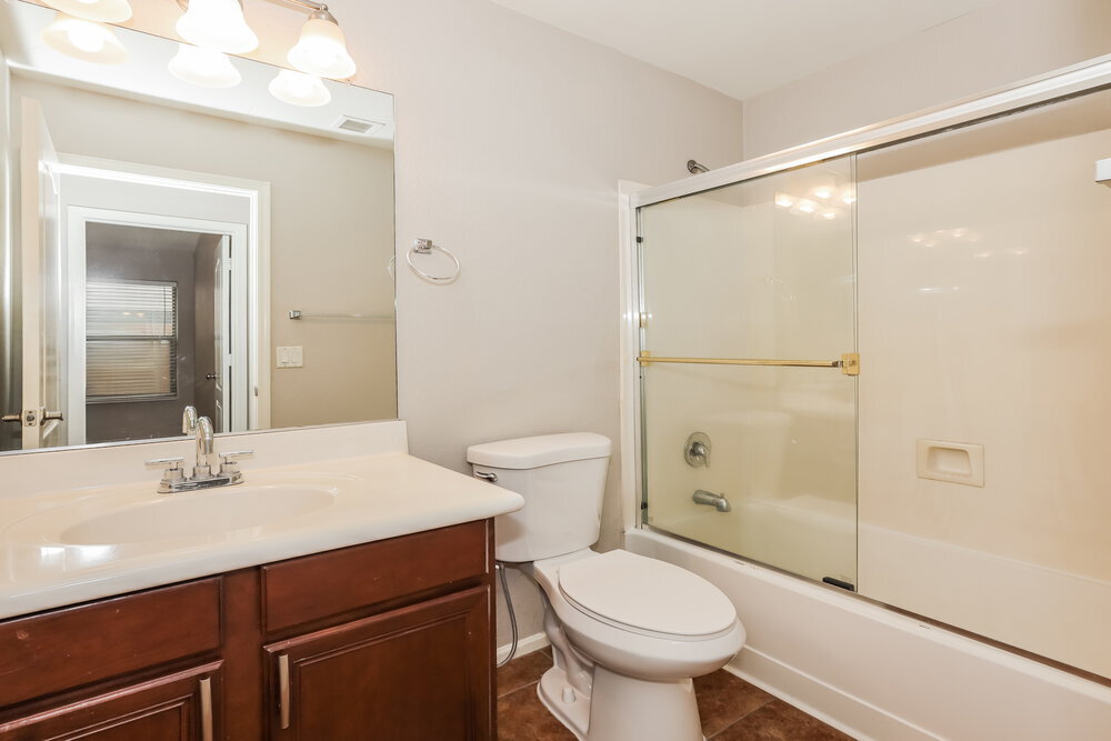 Building Photo - 16755 W Polk St