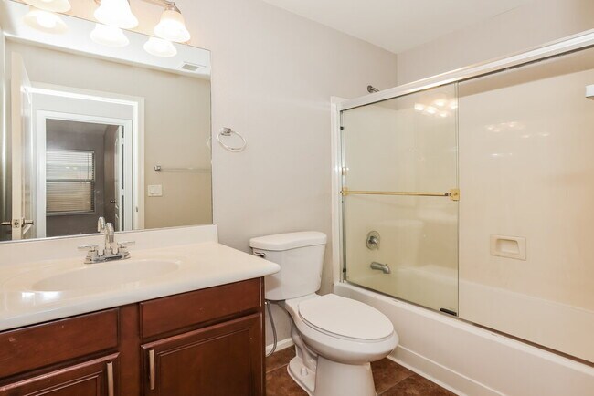 Building Photo - 16755 W Polk St