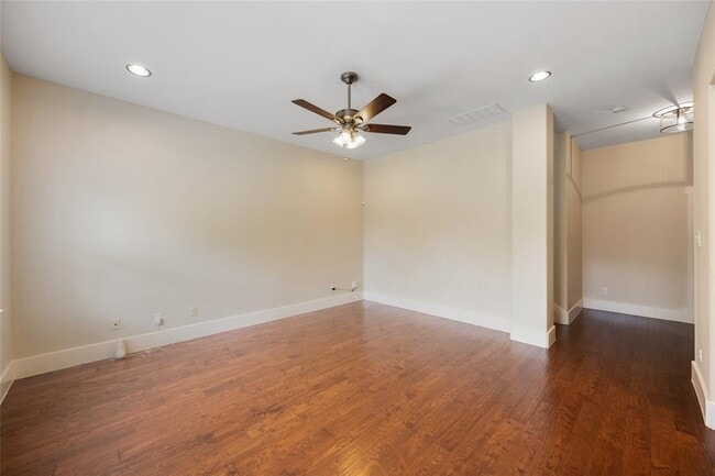 Building Photo - 1007 Taulbee Ln