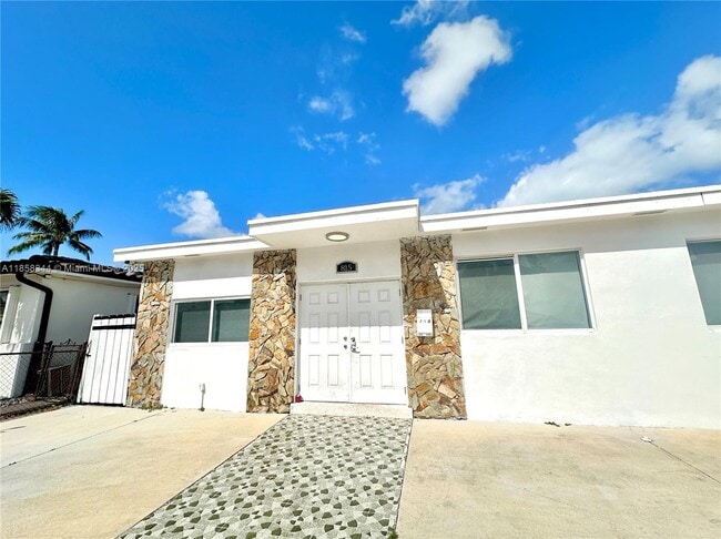 Primary Photo - 815 83rd St