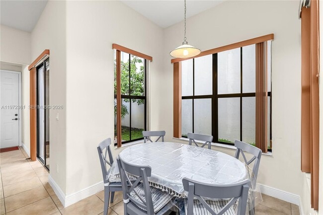 Building Photo - 3700 NW 84th Way