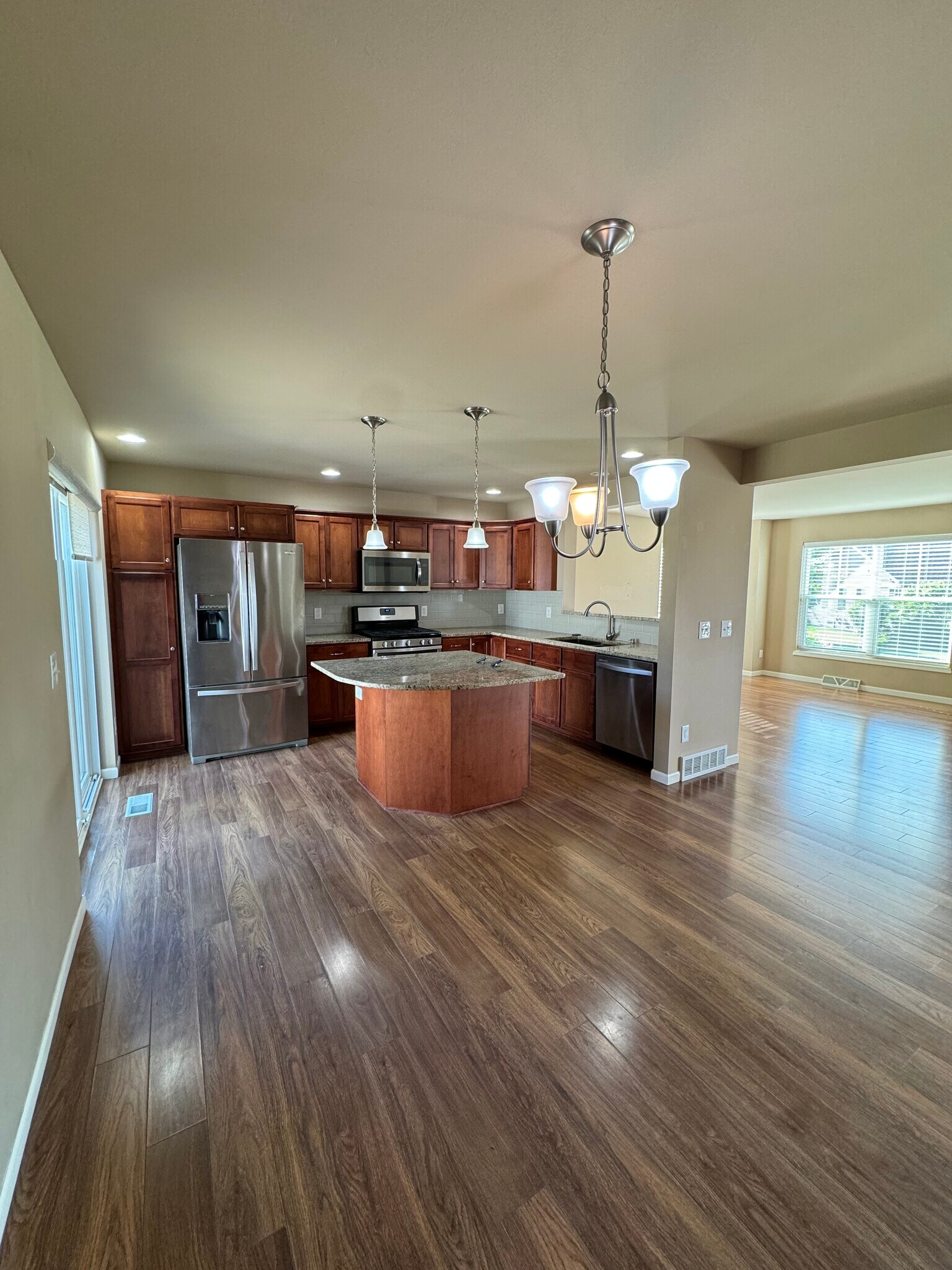 Building Photo - 1714 Fair Pheasant Way