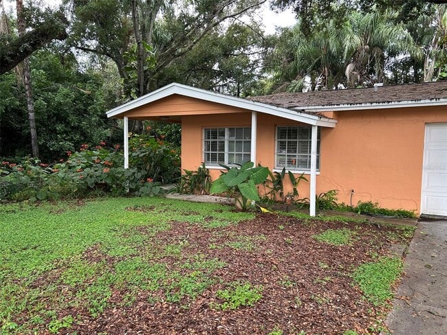 Building Photo - 578 Vine Ave