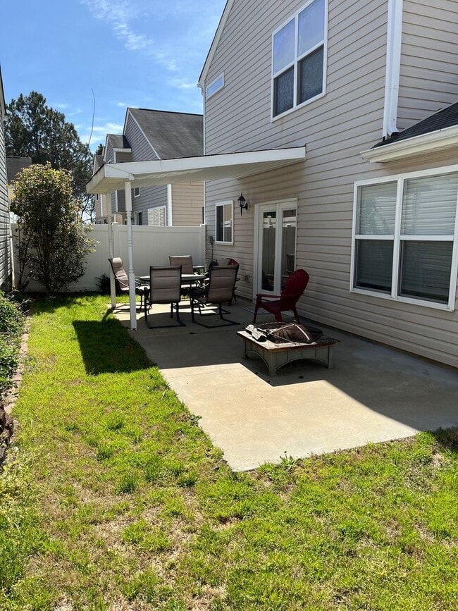 Building Photo - 259 Hiawassee Dr