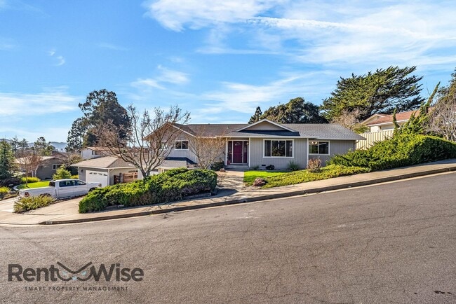 Building Photo - 1951 Heath Dr